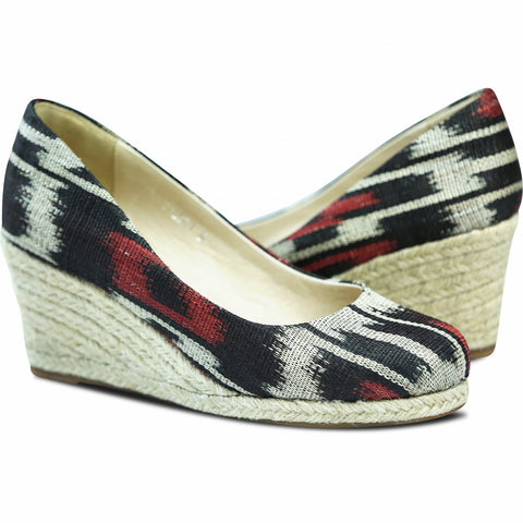 Carmen Wedge Raven/Red for Women
