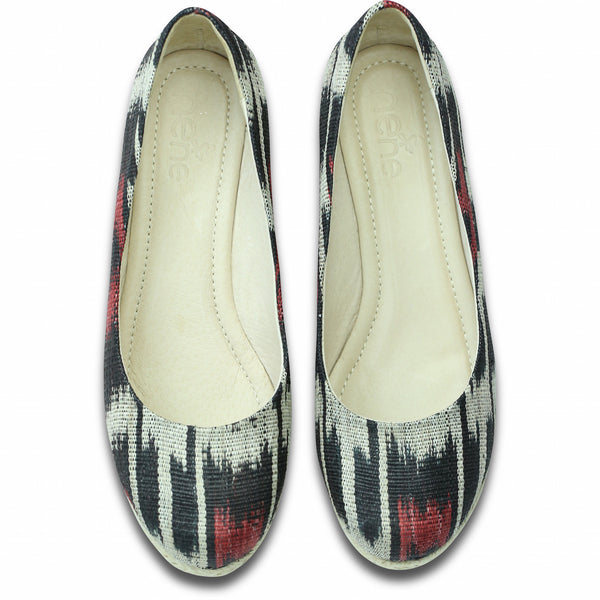 Carmen Wedge Raven/Red for Women